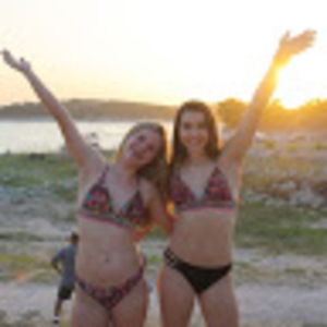 Meet your Posher, Mia